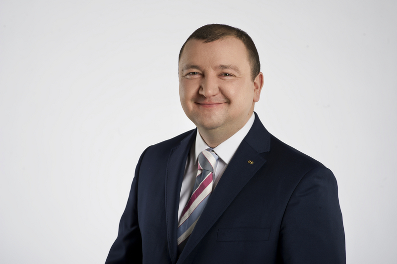Adam Sobański - Współwłaściciel / Szef Serwisu Adam Sobański - Współwłaściciel / Szef Serwisu